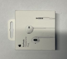 Apple Micro Head Phone - Mwu53zm-a Apple Earpods With Remote Control And Microphone